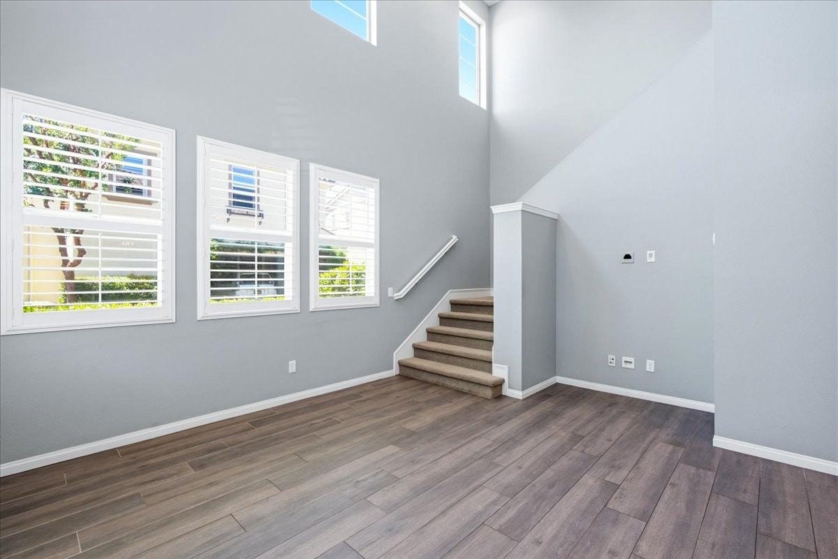 35 Lomada Street - Photo 3 of 46