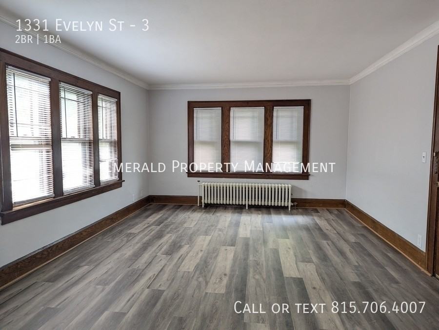 1331 Evelyn St #3 - Photo 2 of 11