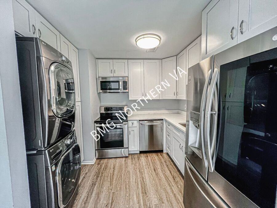 2689 Glengyle Dr #33 - Photo 6 of 15