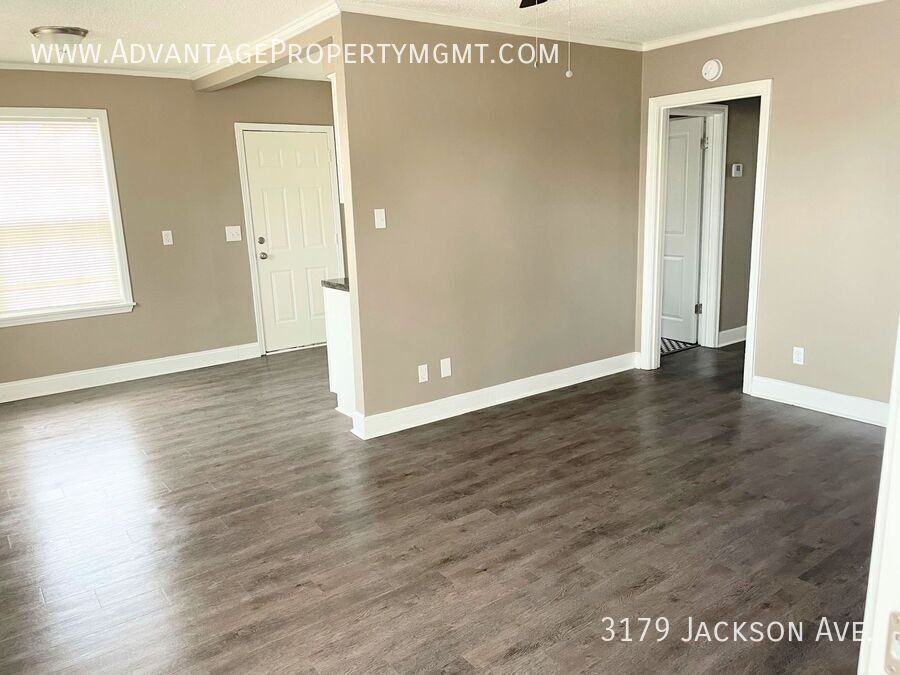 3179 Jackson Ave - Photo 2 of 15
