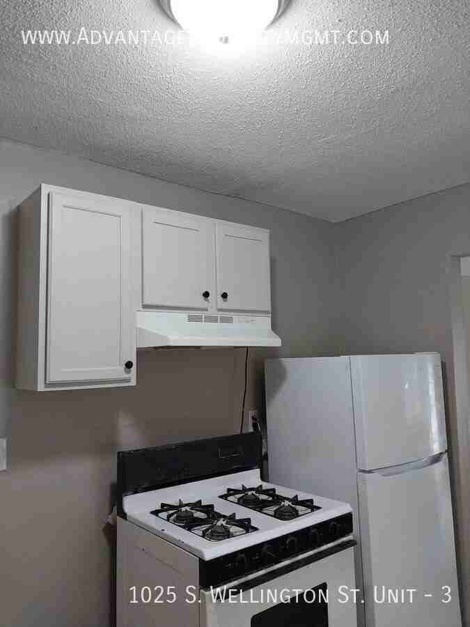 1025 S Wellington St #3 - Photo 4 of 9