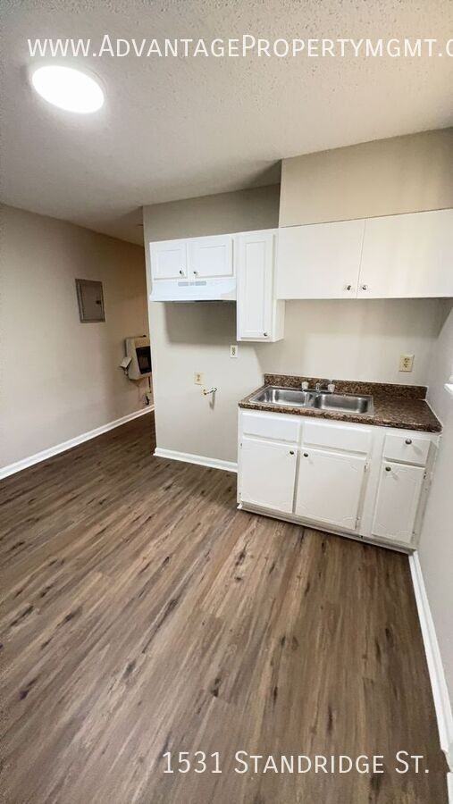 1531 Standridge St - Photo 3 of 7