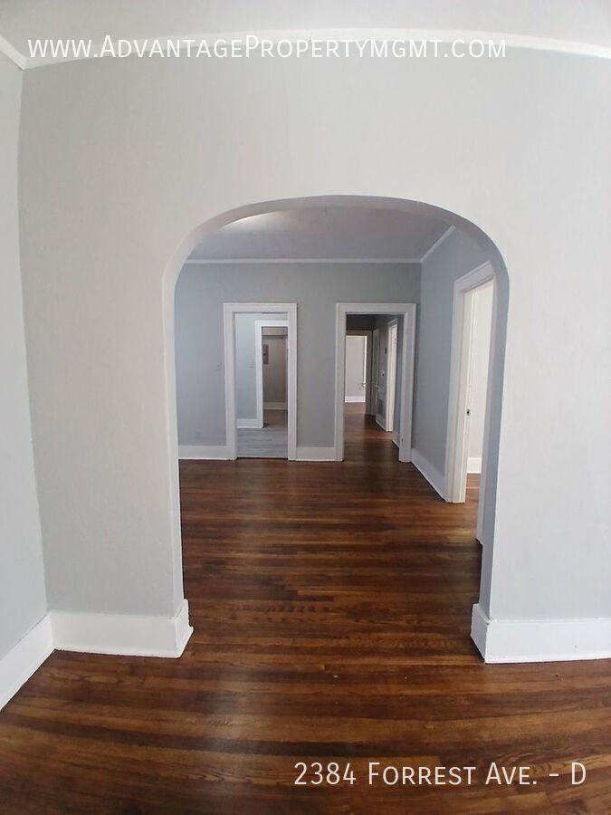 2384 Forest Ave #D - Photo 2 of 17