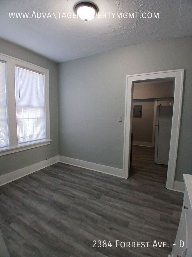 2384 Forest Ave #D - Photo 5 of 17