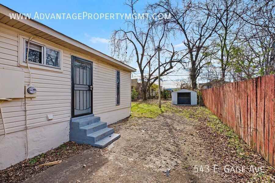 543 E Gage Ave - Photo 2 of 19