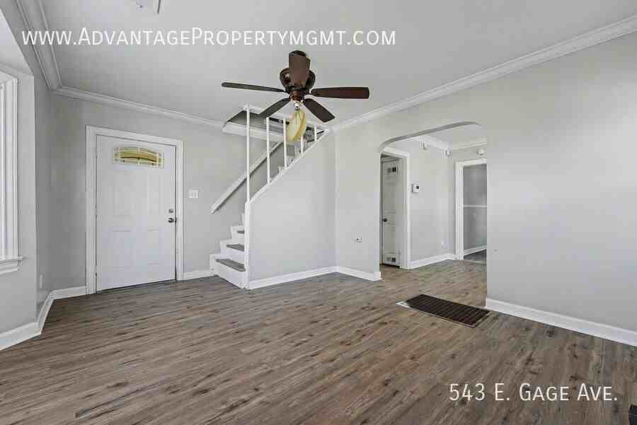 543 E Gage Ave - Photo 5 of 19