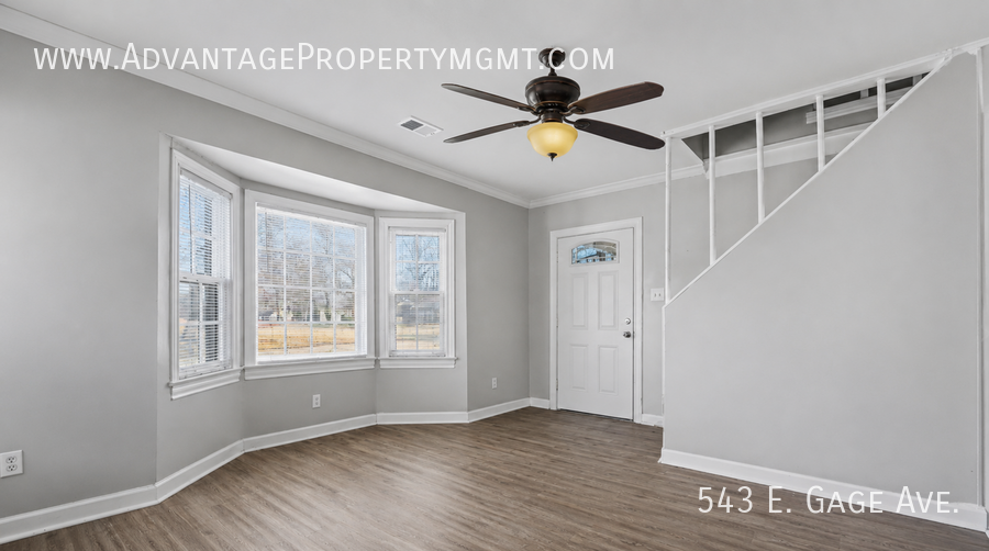 543 E Gage Ave - Photo 6 of 19