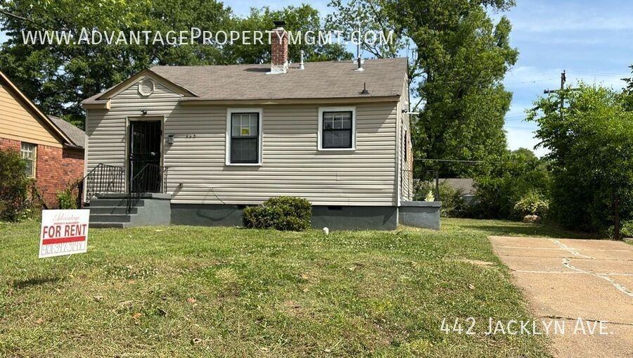 442 Jacklyn Ave - Photo 2 of 10