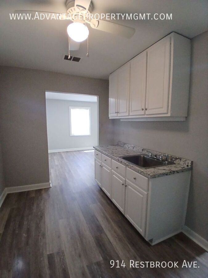 914 Restbrook Ave - Photo 5 of 9