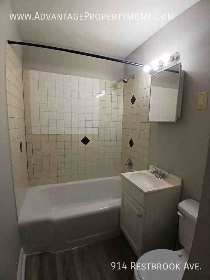 914 Restbrook Ave - Photo 6 of 9