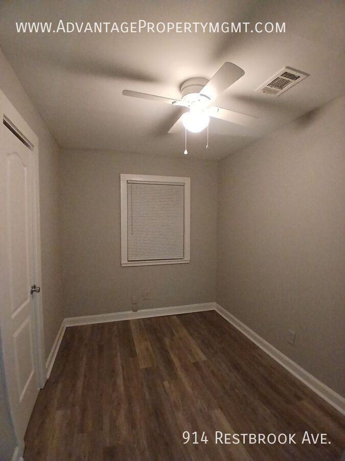 914 Restbrook Ave - Photo 7 of 9