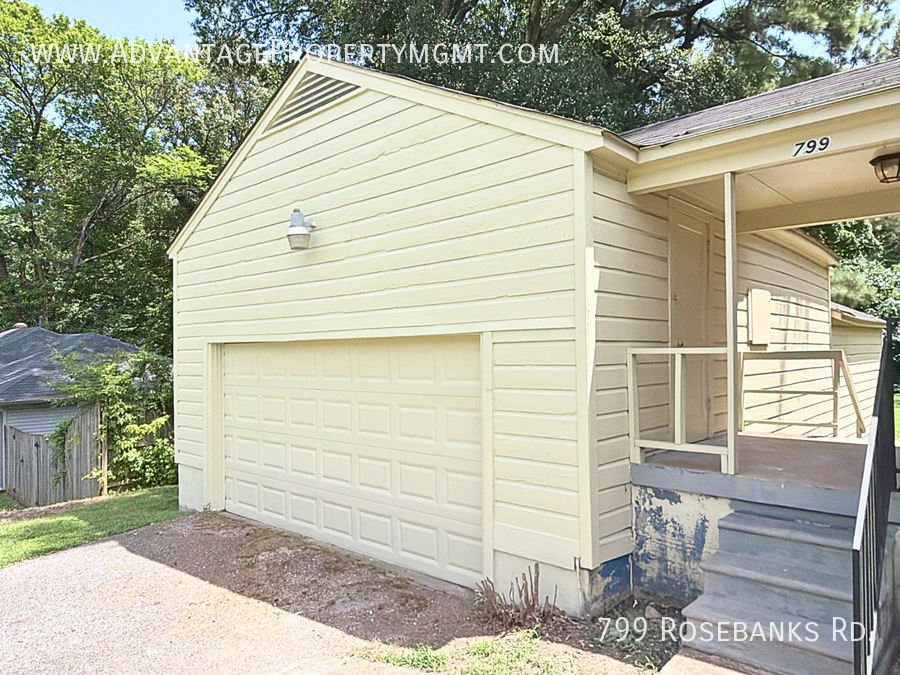 799 Rosebanks Rd - Photo 3 of 21