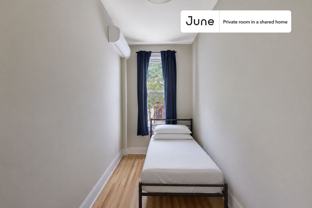 421 36th St #D - Photo 1 of 1