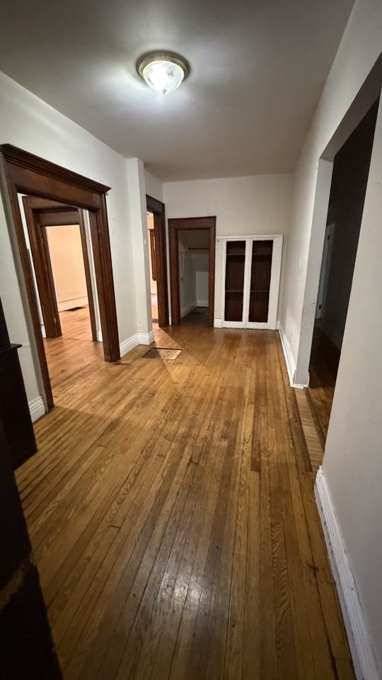 424 Columbus Ave #1 - Photo 3 of 6