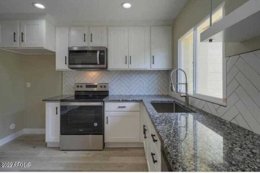 6035 N 83rd St - Photo 3 of 27