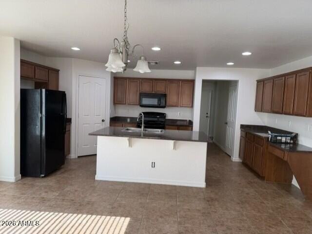 887 W Desert Hills Dr - Photo 3 of 23