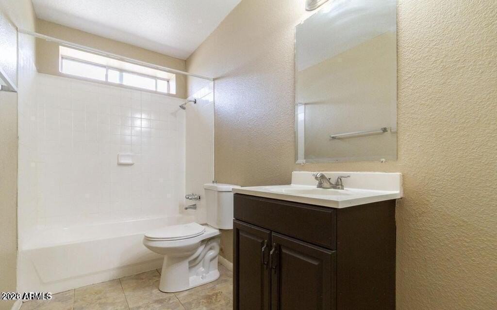 N 43rd Ave #66 - Photo 5 of 8