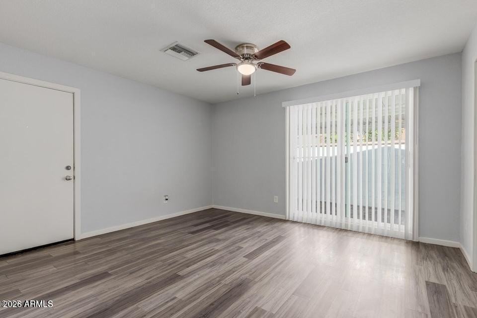 1222 W 4th St #2 - Photo 6 of 21