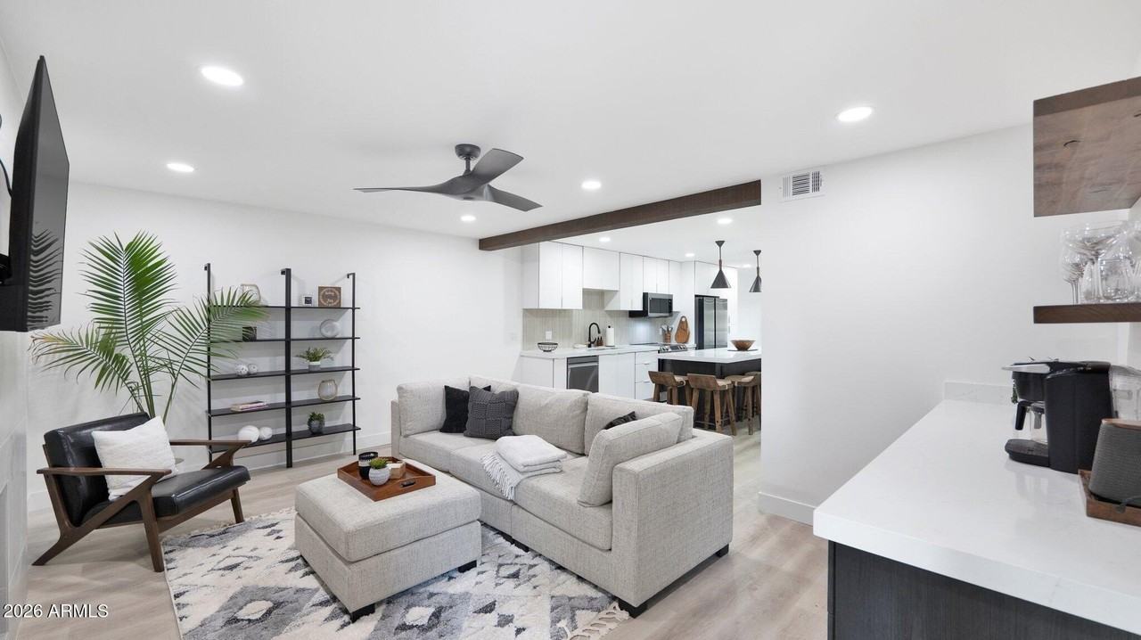 7207 N Via De Paesia - Photo 4 of 32