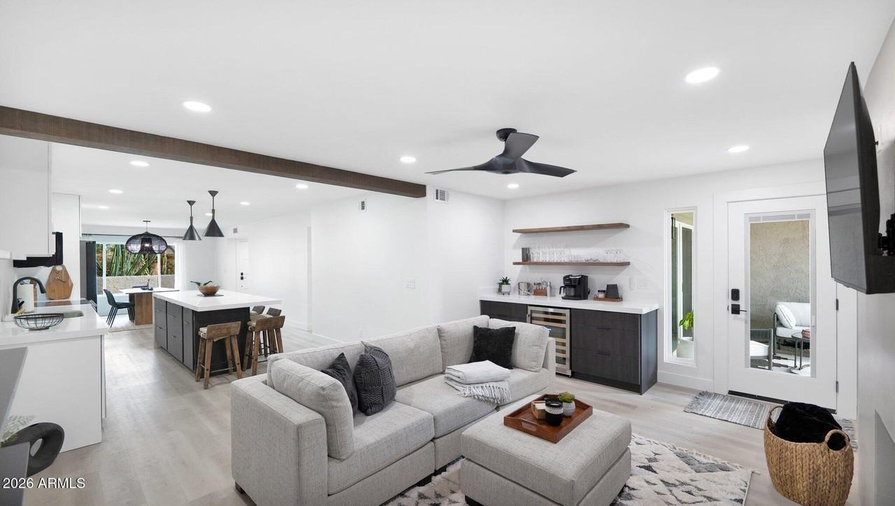 7207 N Via De Paesia - Photo 5 of 32