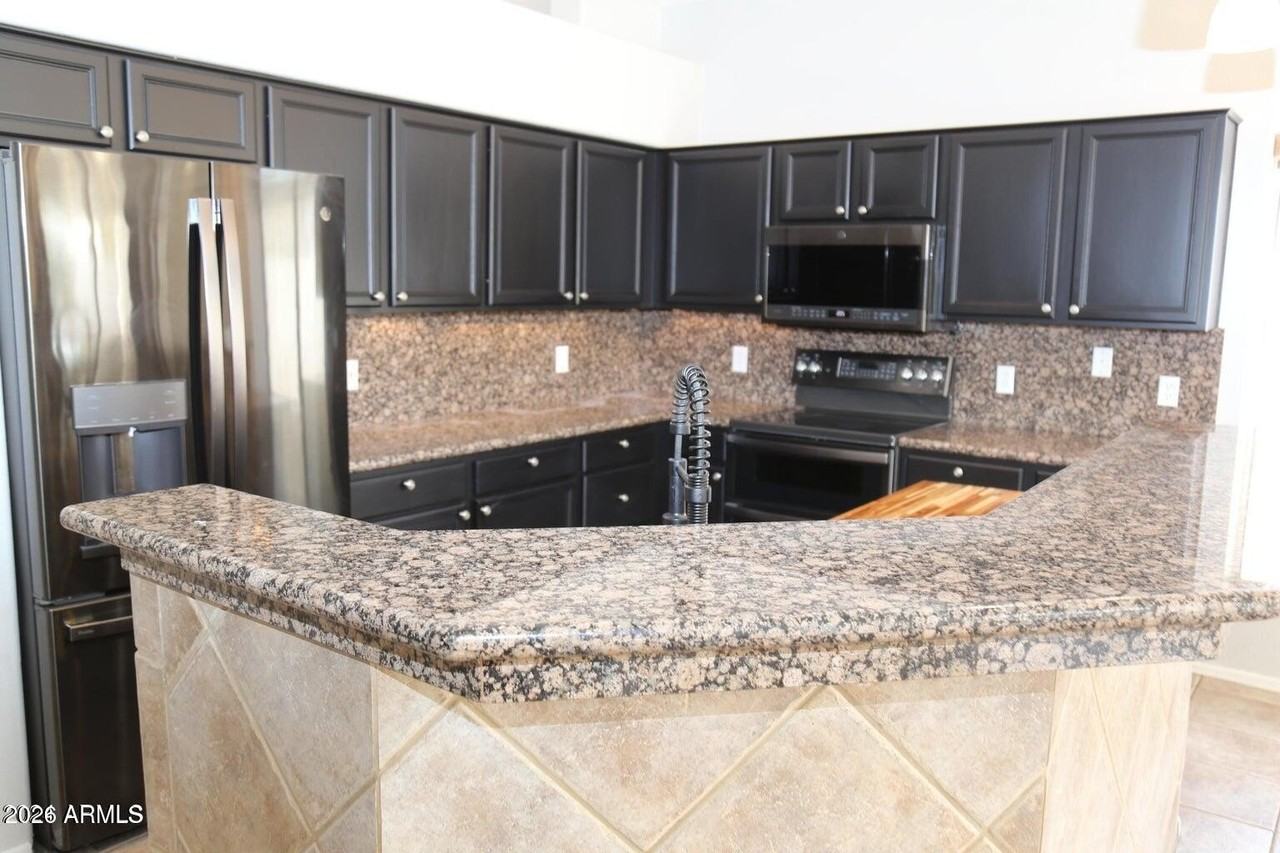9345 E Caribbean Ln - Photo 3 of 27