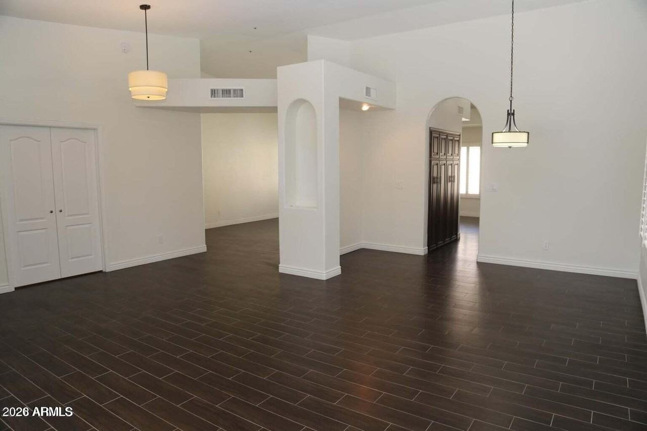 9014 E Larkspur Dr - Photo 5 of 25