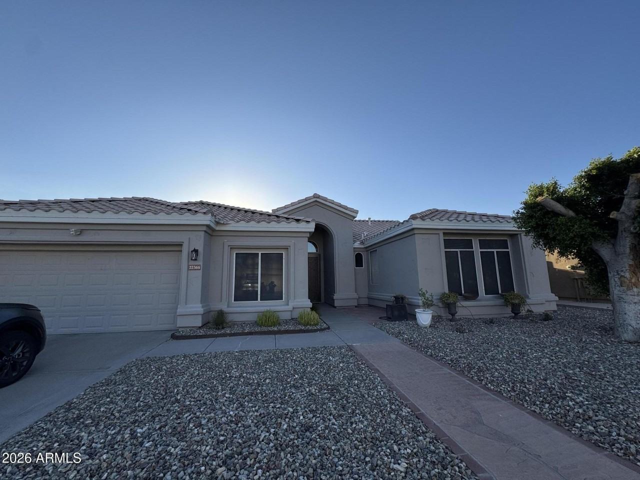 22366 N 68th Dr - Photo 4 of 30