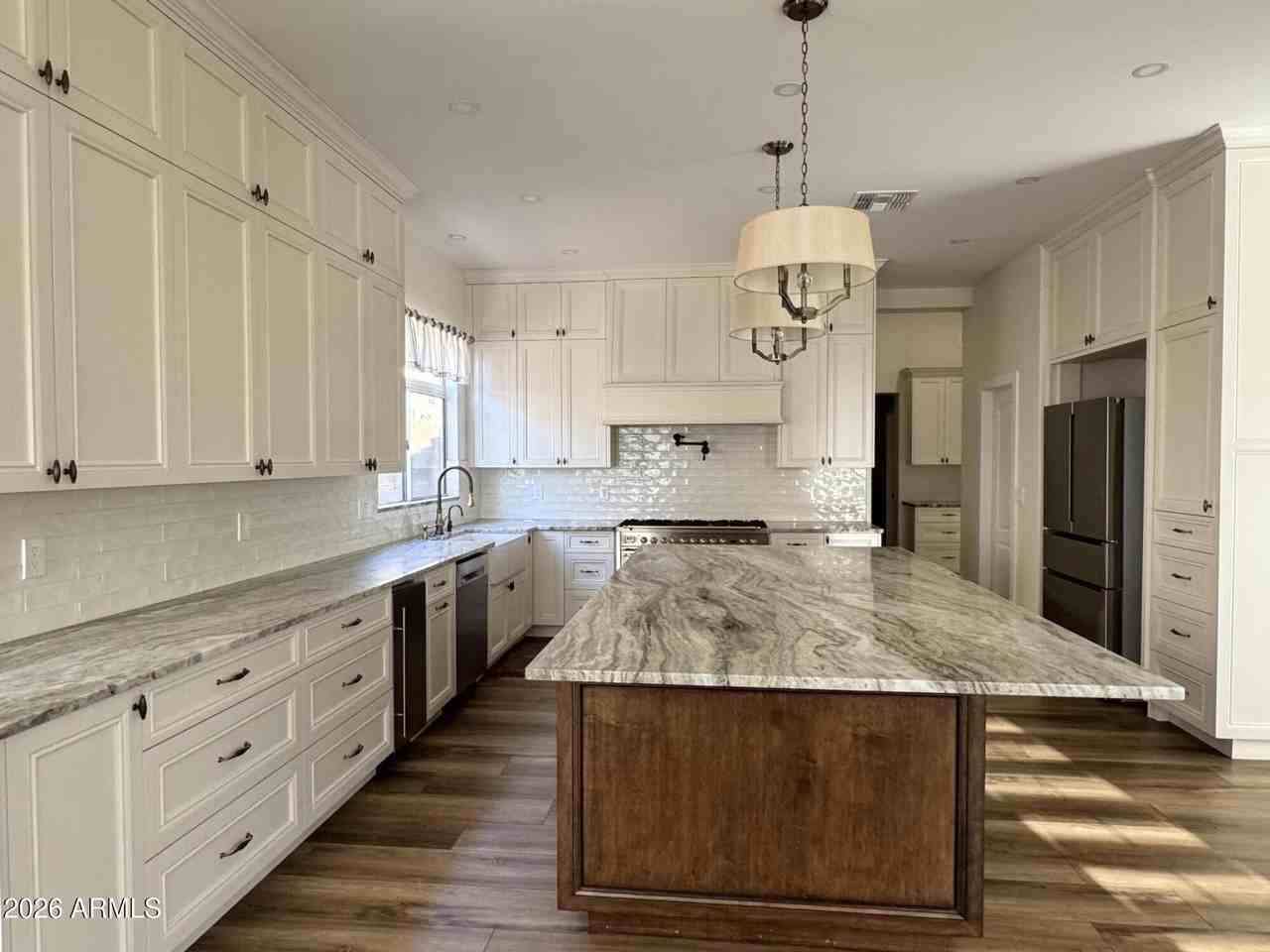 22366 N 68th Dr - Photo 5 of 30