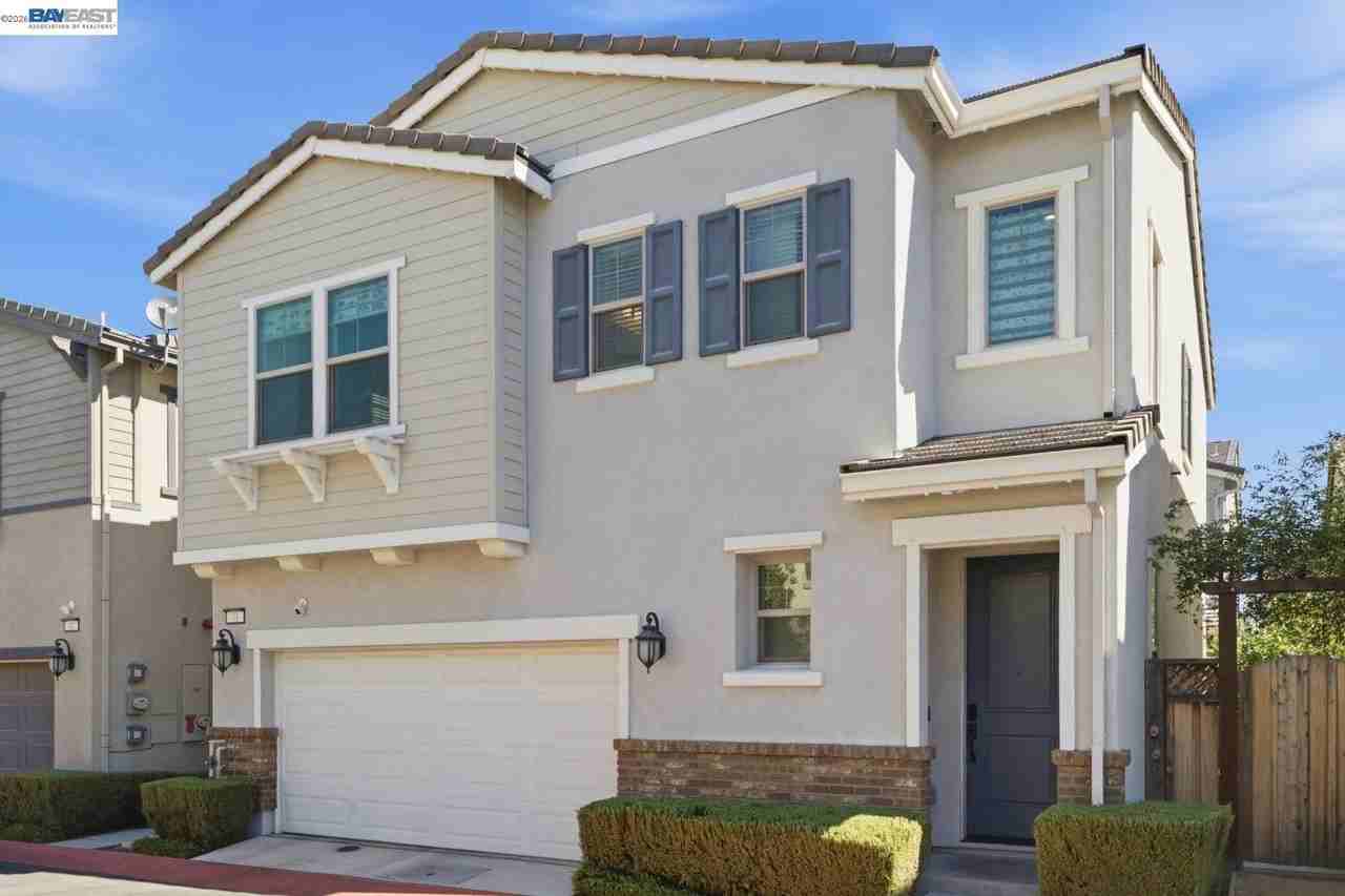 33 W Roccolino Ln - Photo 4 of 50