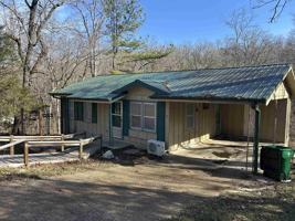 featured image of 13 Duroc Dr