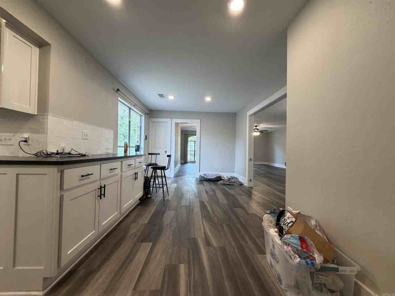 306 Ashland St - Photo 6 of 29