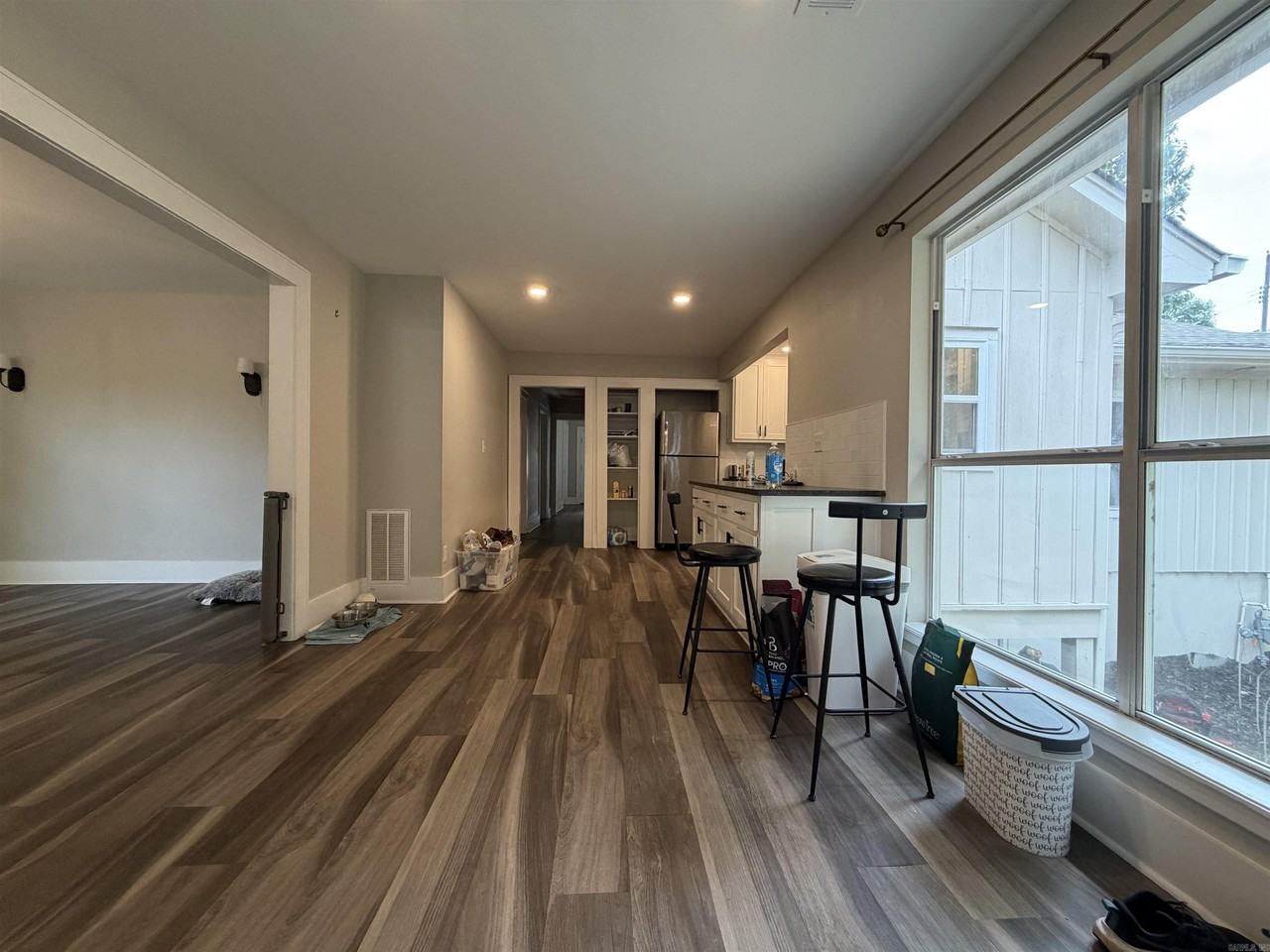 306 Ashland St - Photo 7 of 29