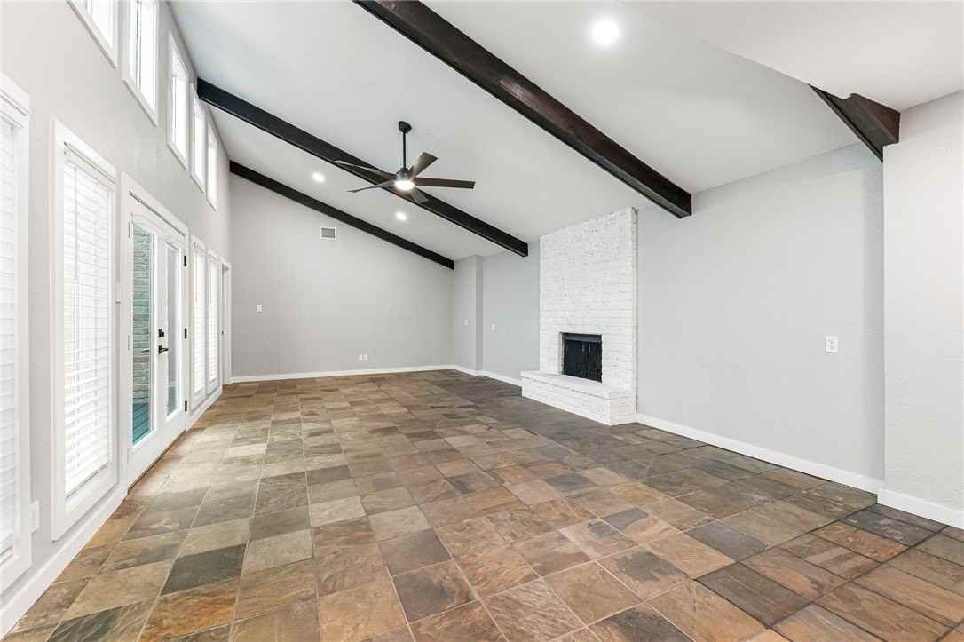 5038 Crestwick Dr - Photo 4 of 28