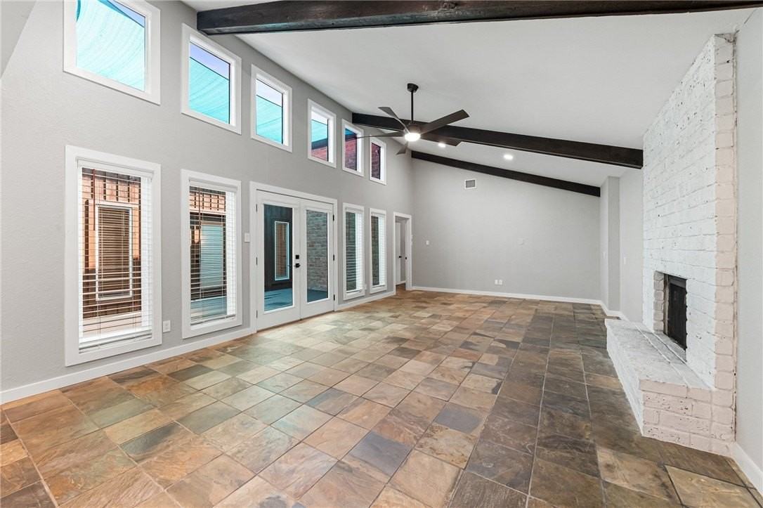 5038 Crestwick Dr - Photo 5 of 28
