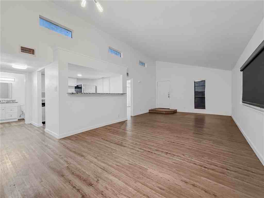 302 Easy Cir #B - Photo 7 of 27