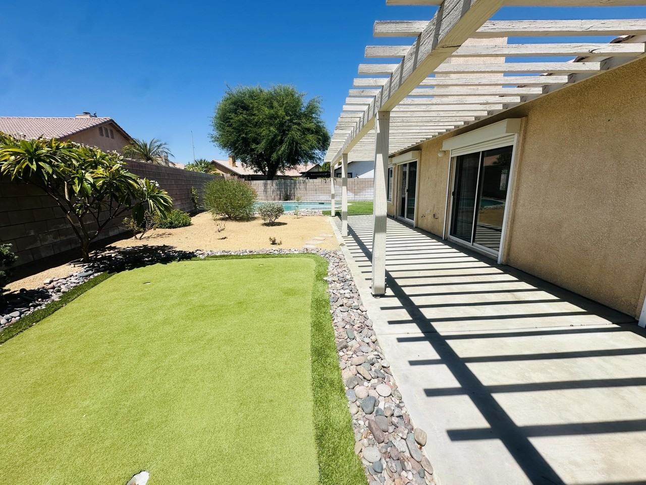 78780 Birchcrest Cir - Photo 6 of 38