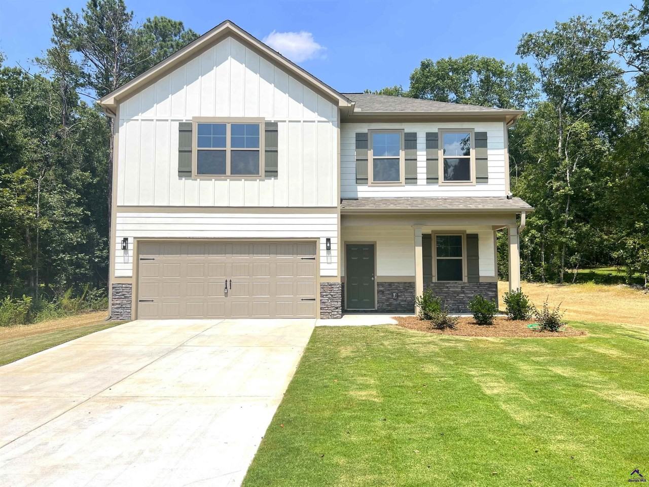 176 Country World Dr