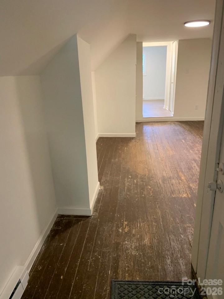 1719 E Cloaninger Ave #B - Photo 5 of 19