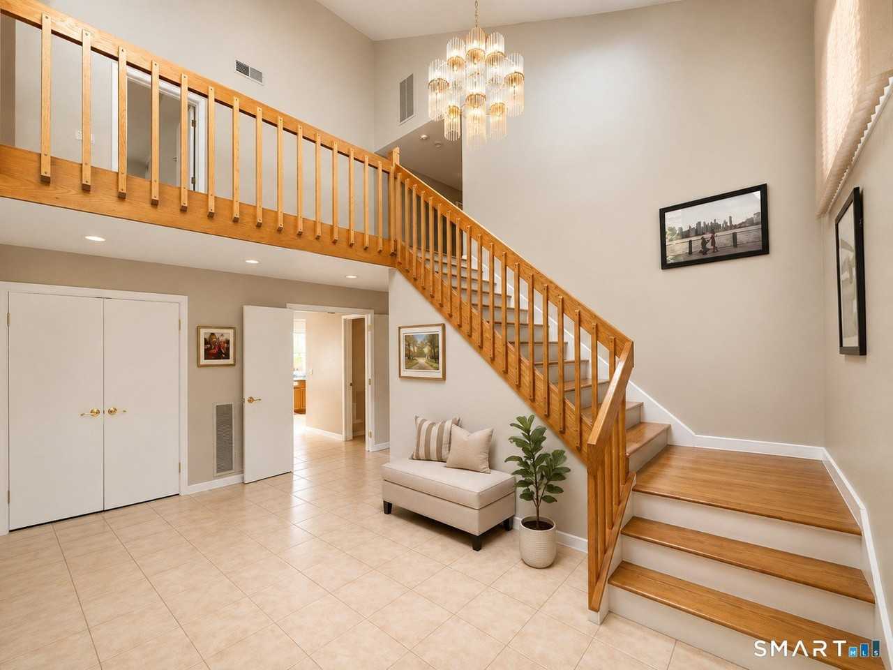 23 Valley View Dr - Photo 4 of 38