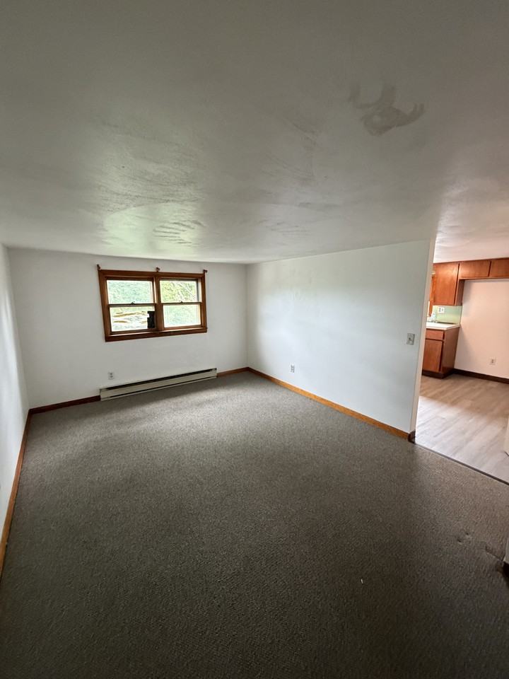 100 E Valley St #3 - Photo 5 of 7