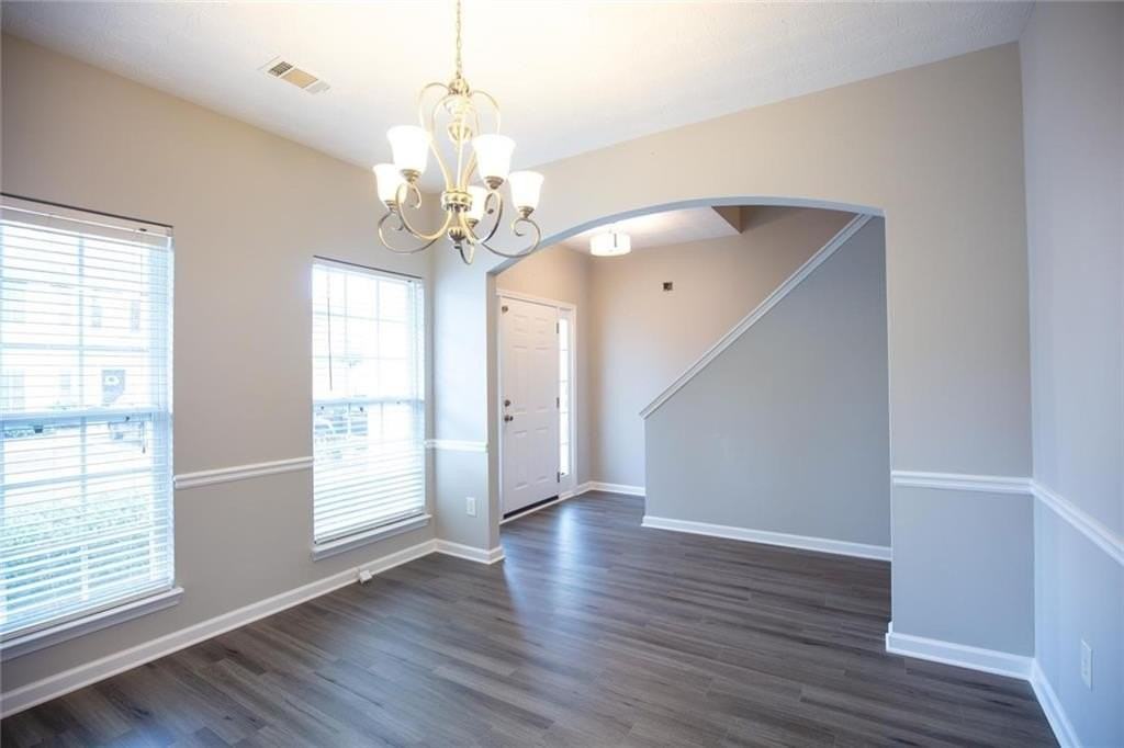 649 Kenridge Dr - Photo 6 of 32
