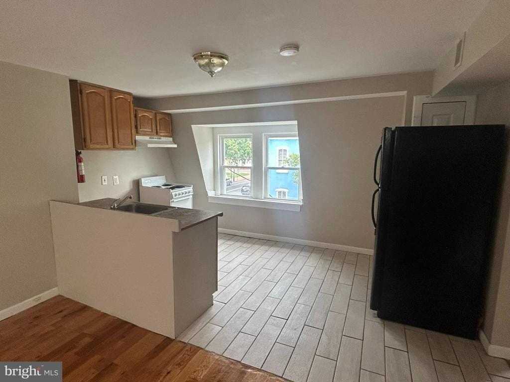 141 High St - Photo 3 of 7