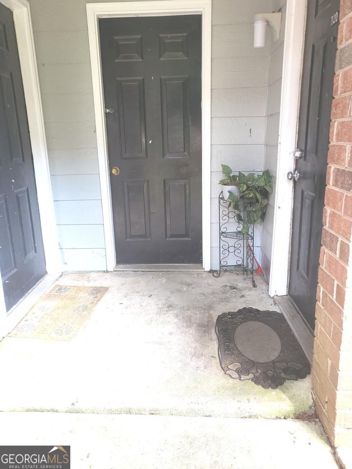 318 River Oak Dr - Photo 4 of 31