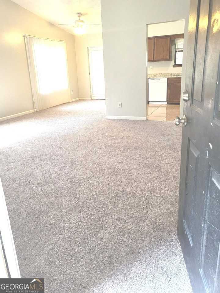 318 River Oak Dr - Photo 5 of 31