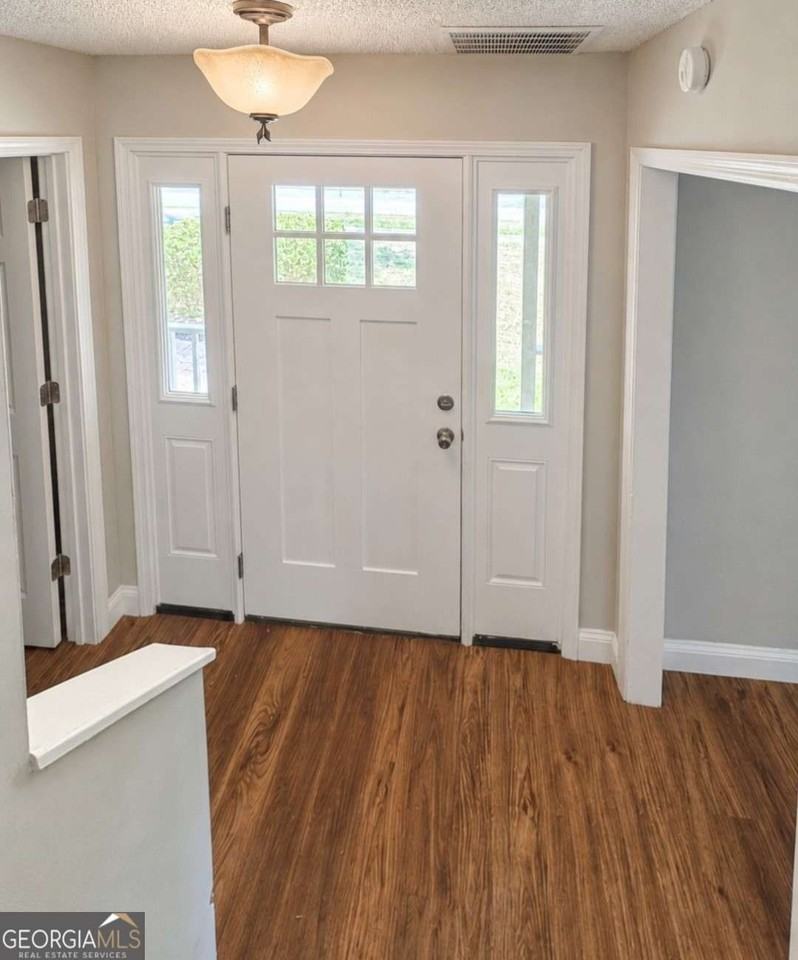 110 Bachlott Rd - Photo 4 of 47