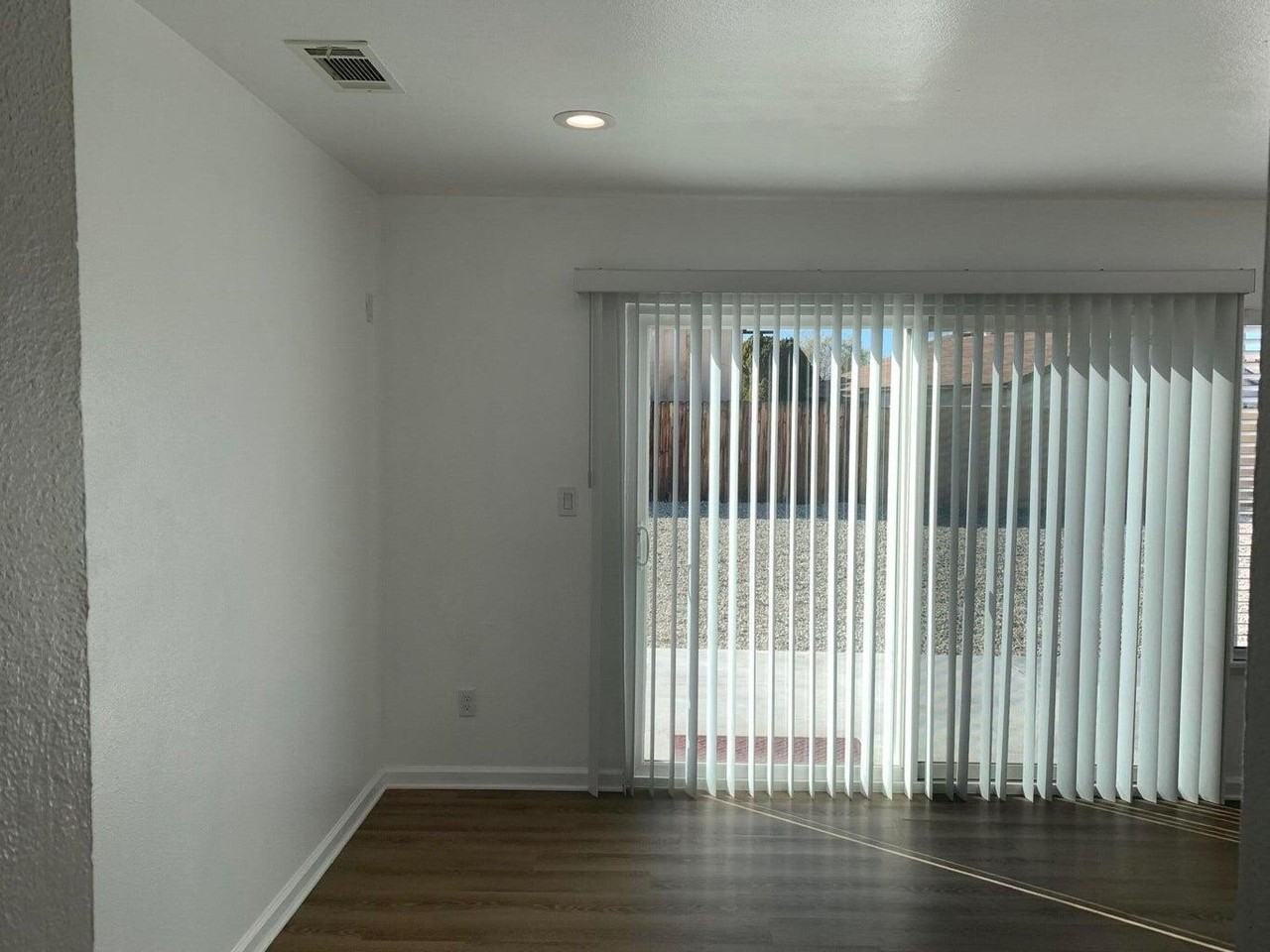42951 Alexo Dr - Photo 4 of 36