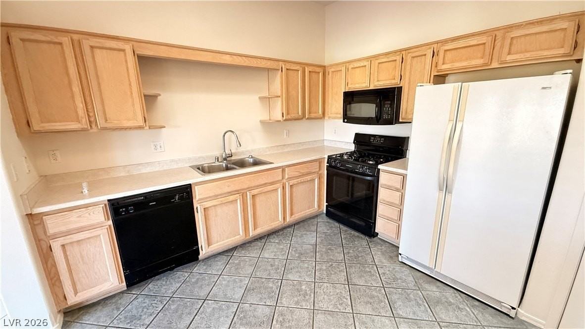 2066 Poppywood Ave - Photo 5 of 29