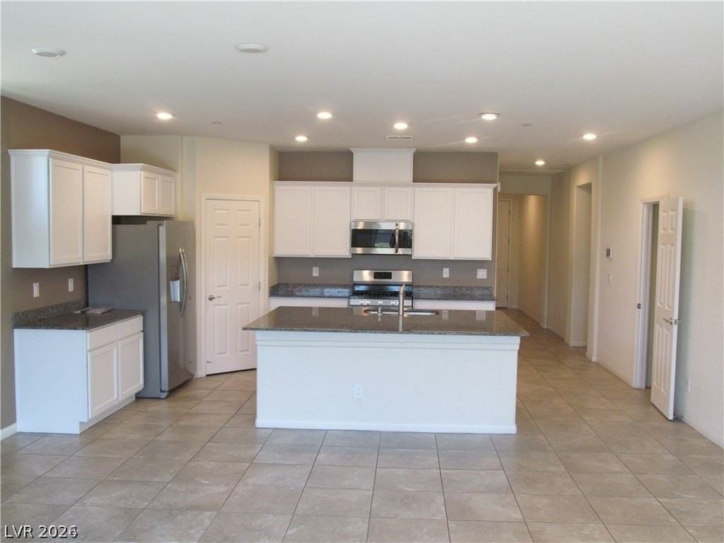 2157 Rio Rancho Pointe Pl - Photo 3 of 24