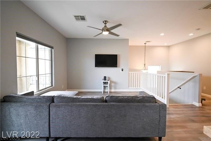 7873 Sambar Ct - Photo 6 of 28