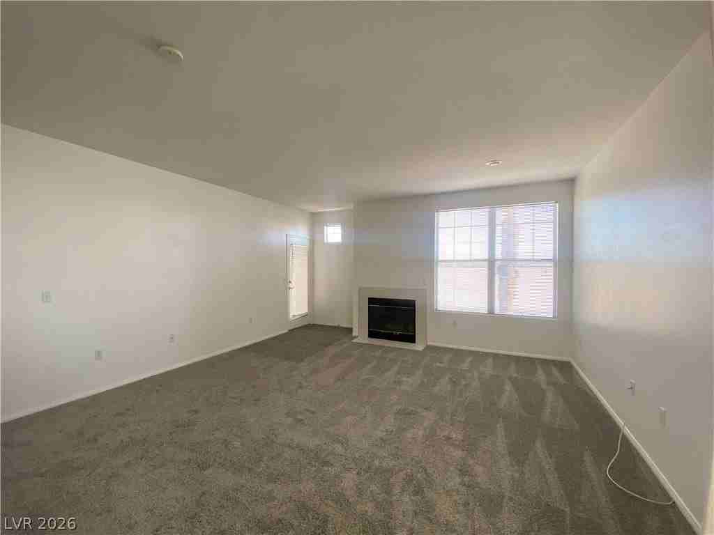 8555 W Russell Rd #2106 - Photo 3 of 22